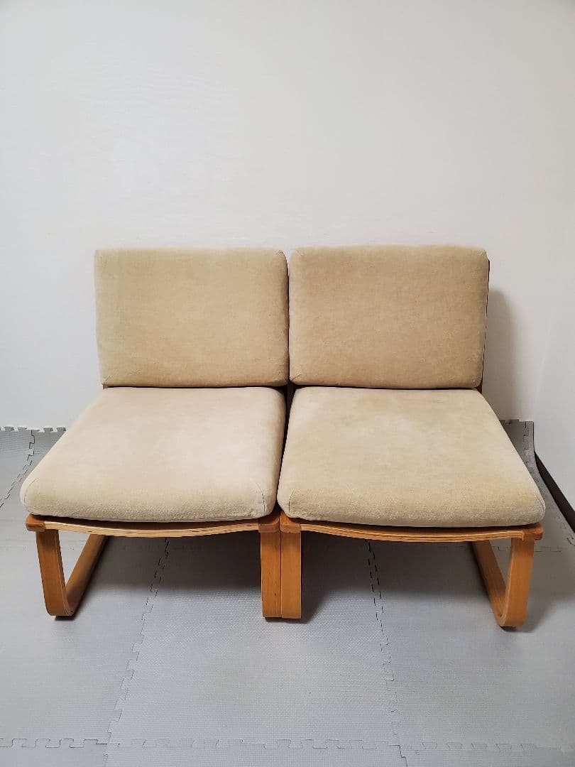 無印良品　リビングでもダイニングでもつかえるソファチェア