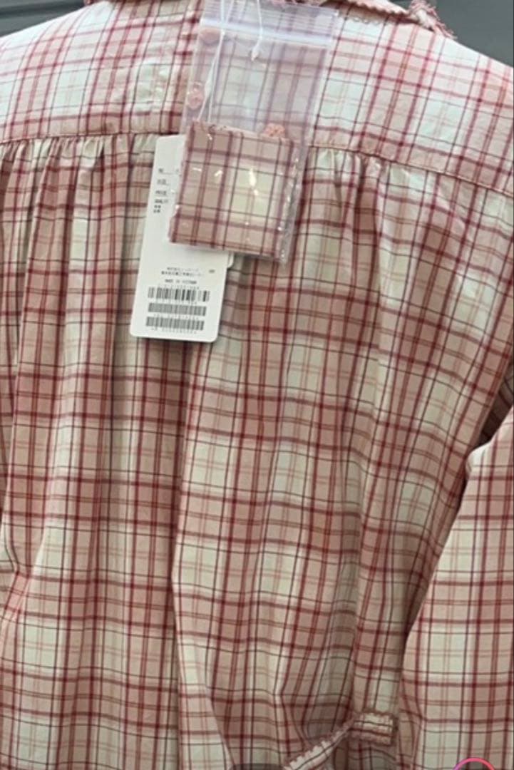 新品未使用　ピンクハウス　バラ園うさぎチュニック ピンク系