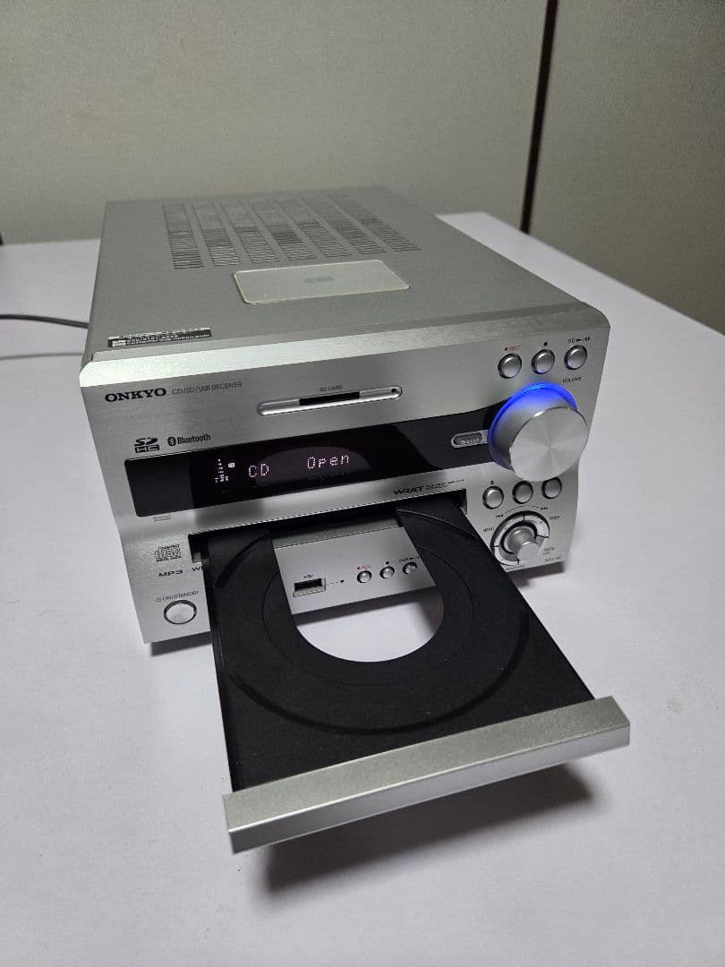 ONKYO ミニコンポFNR-9X Bluetooth CDプレーヤー