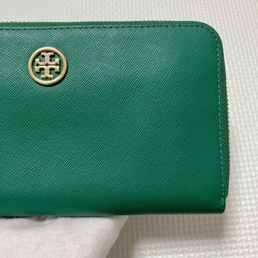 未使用TORY BURCHトリーバーチレザーラウンドジップ長財布　グリーン　緑
