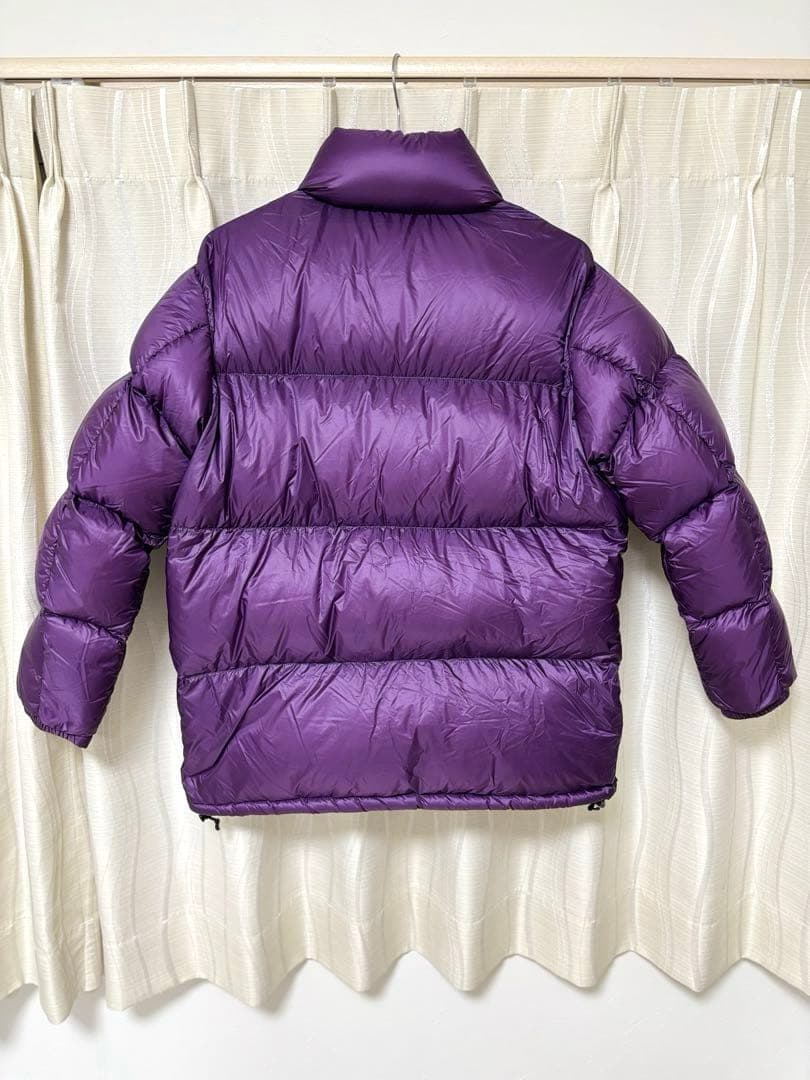 FIRST DOWN ライトバブルダウンジャケット