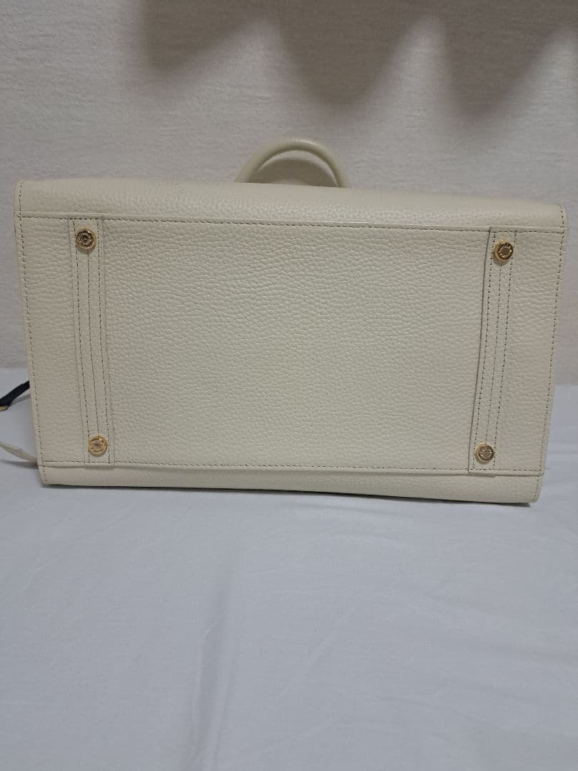 ADMJ アクセソワ バッグ オフホワイト レア コンクルージョン