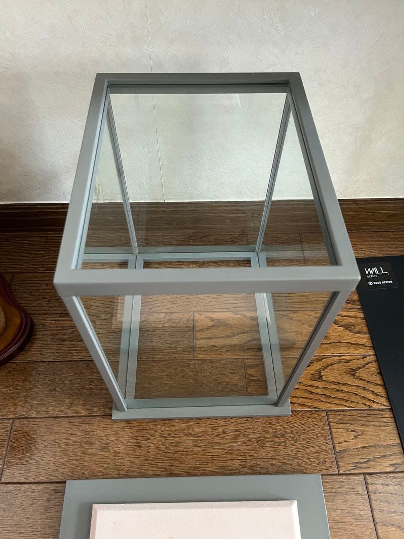 LLADRÓ リヤドロ ガラスケース グレー　背面ガラス