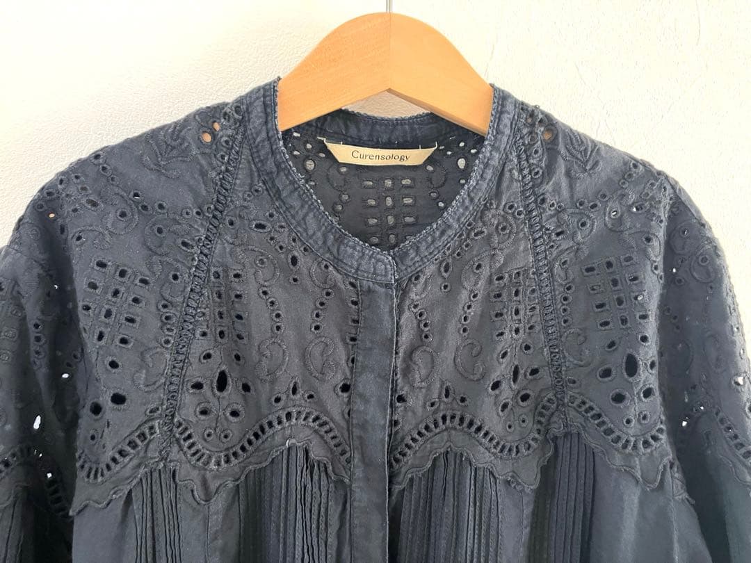 カレンソロジー　レースブラウス　ブラック