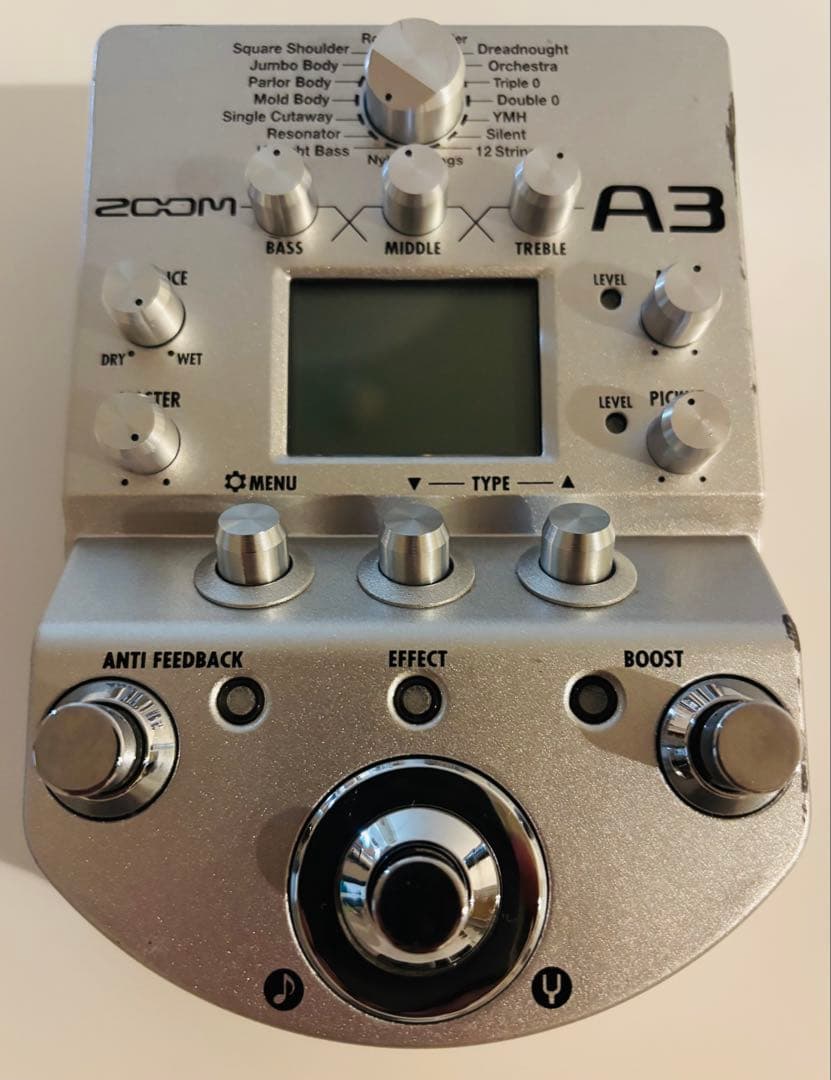 Zoom A3 アコースティックギタープリアンプ