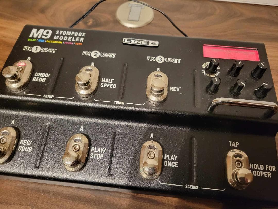 ギター Line6 / M9 Stompbox Modeler