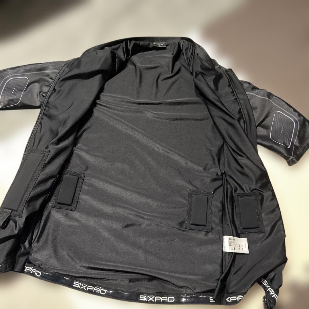 SIXPADシックスパッド　上下セットメンズLサイズ
