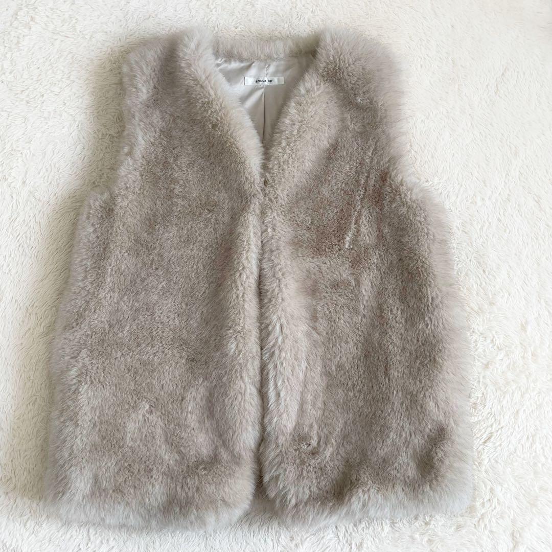 1148i 様　24AW 定価3万　ルージュヴィフ　エコファーベスト　ジレ