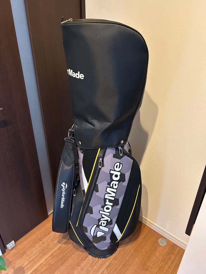 TaylorMade キャディバッグ