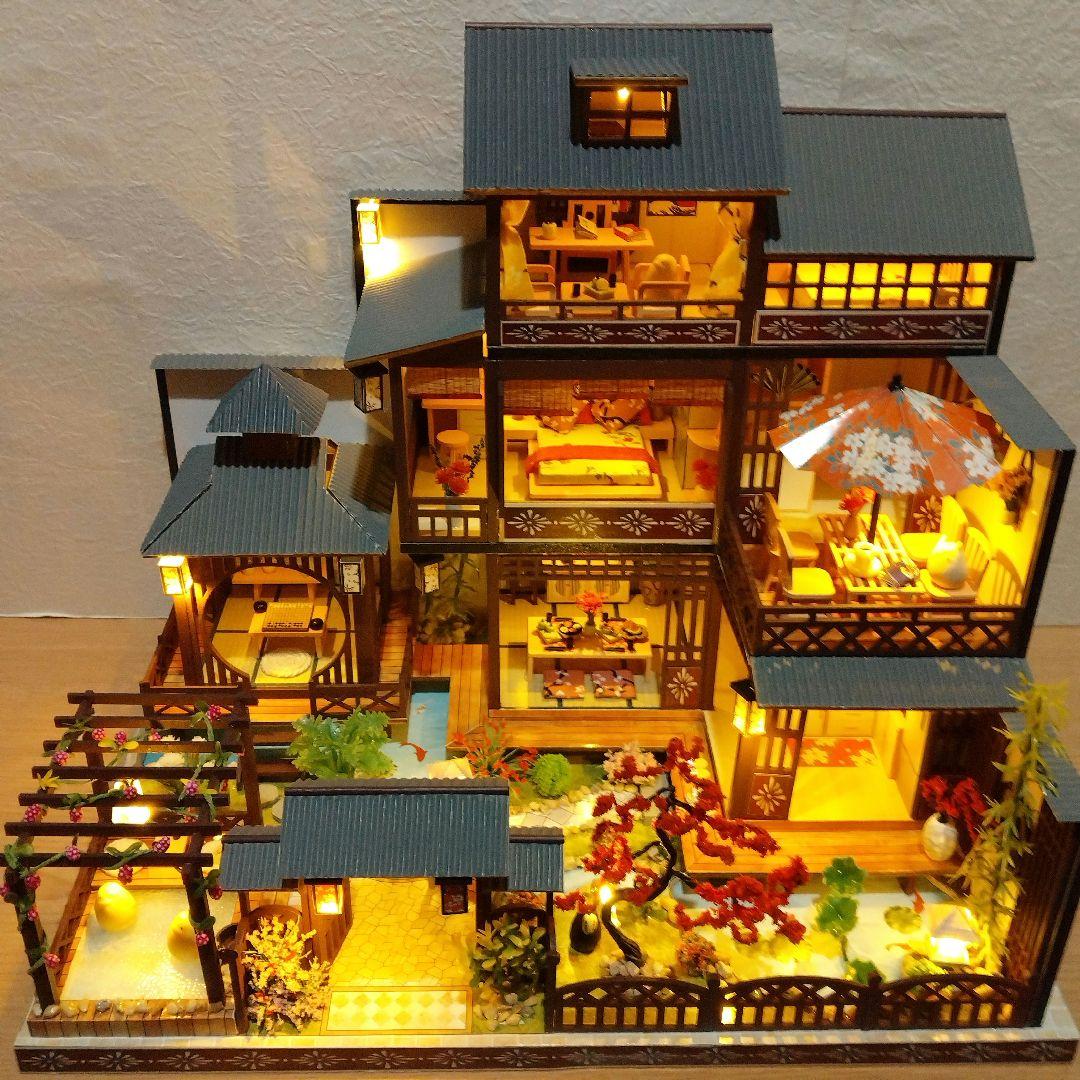 ドールハウス完成品【和風旅館】LEDライト、オルゴール、ケース、ミニフィギュア付