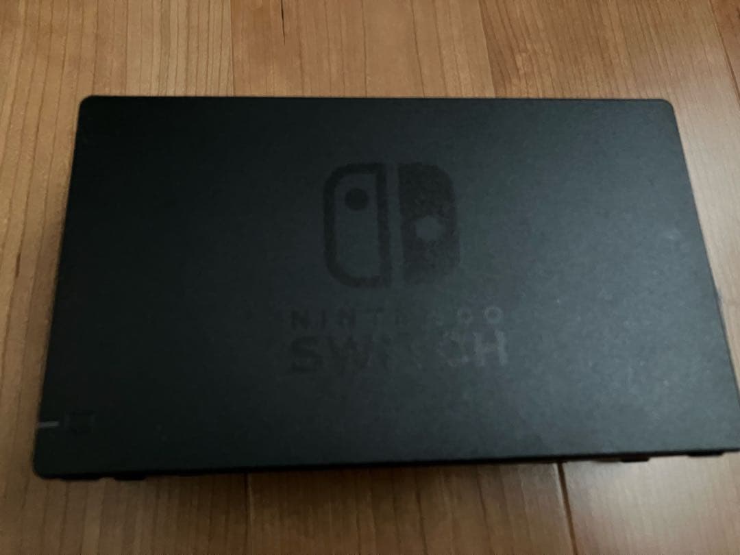 Nintendo Switch 本体 + ケース + 充電器