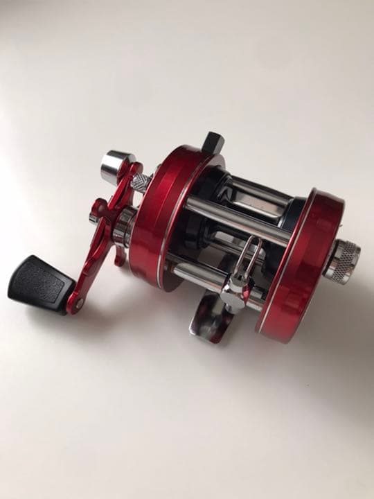 Abu アンバサダー 2500C RED 新品未使用品