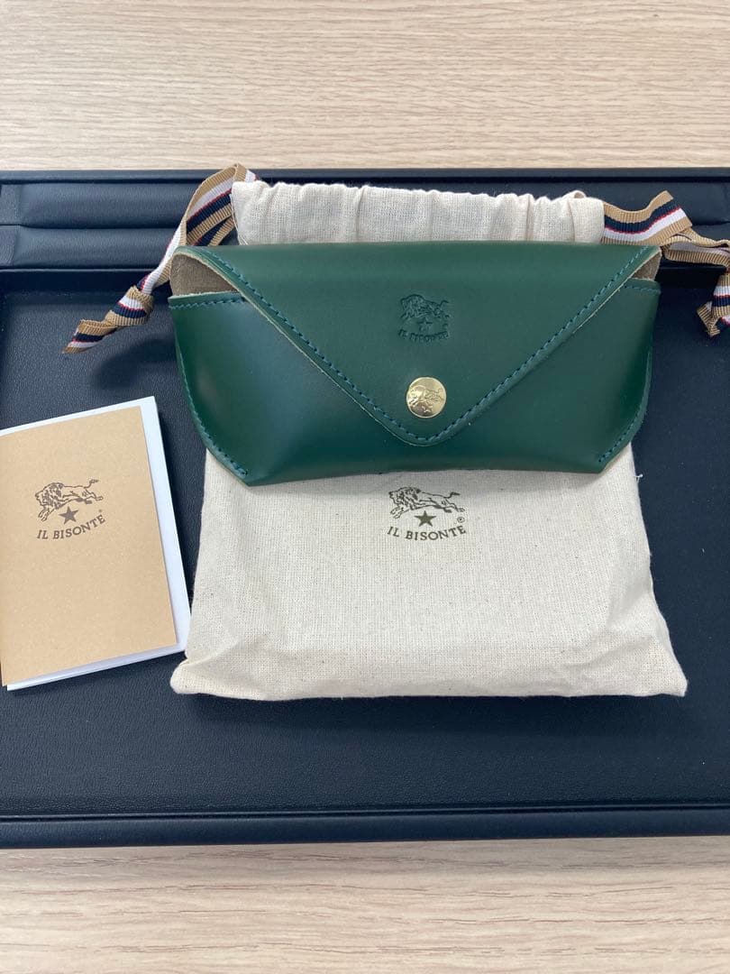 IL BISONTE レザー メガネケース グリーン◇