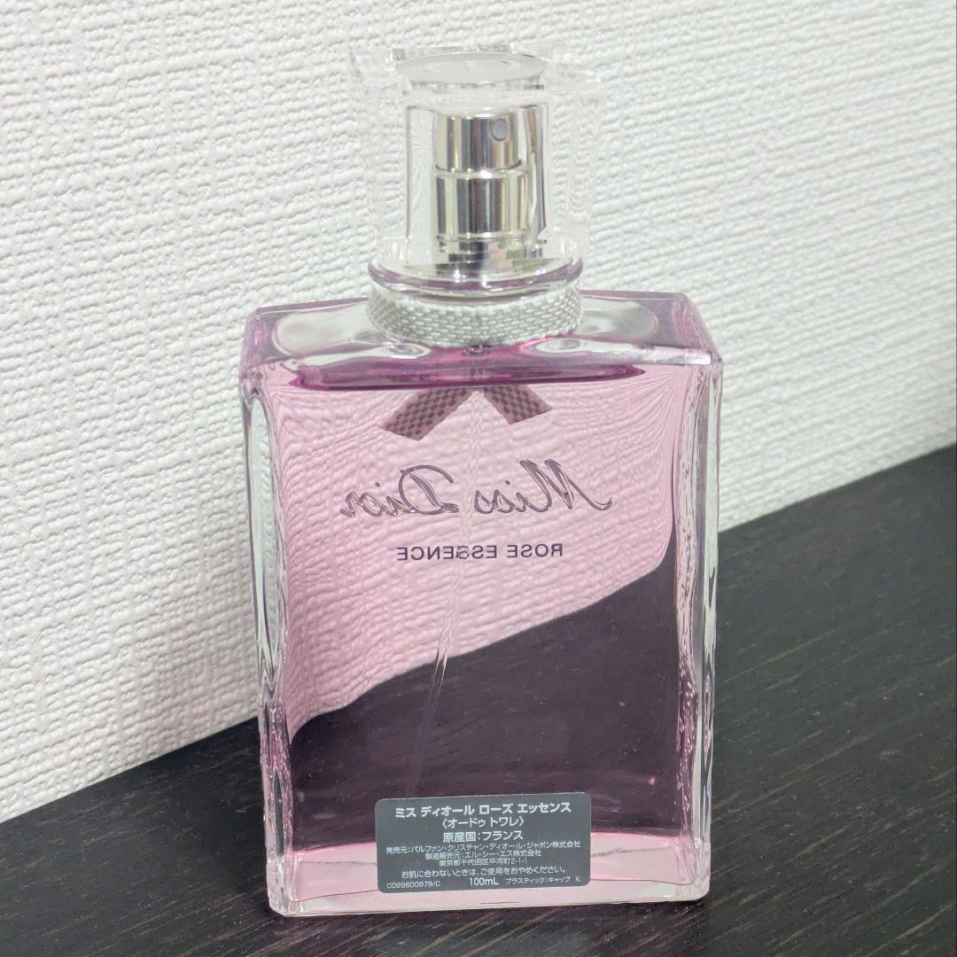 未使用 ミスディオール ローズ エッセンス オードトワレ 100ml 限定品