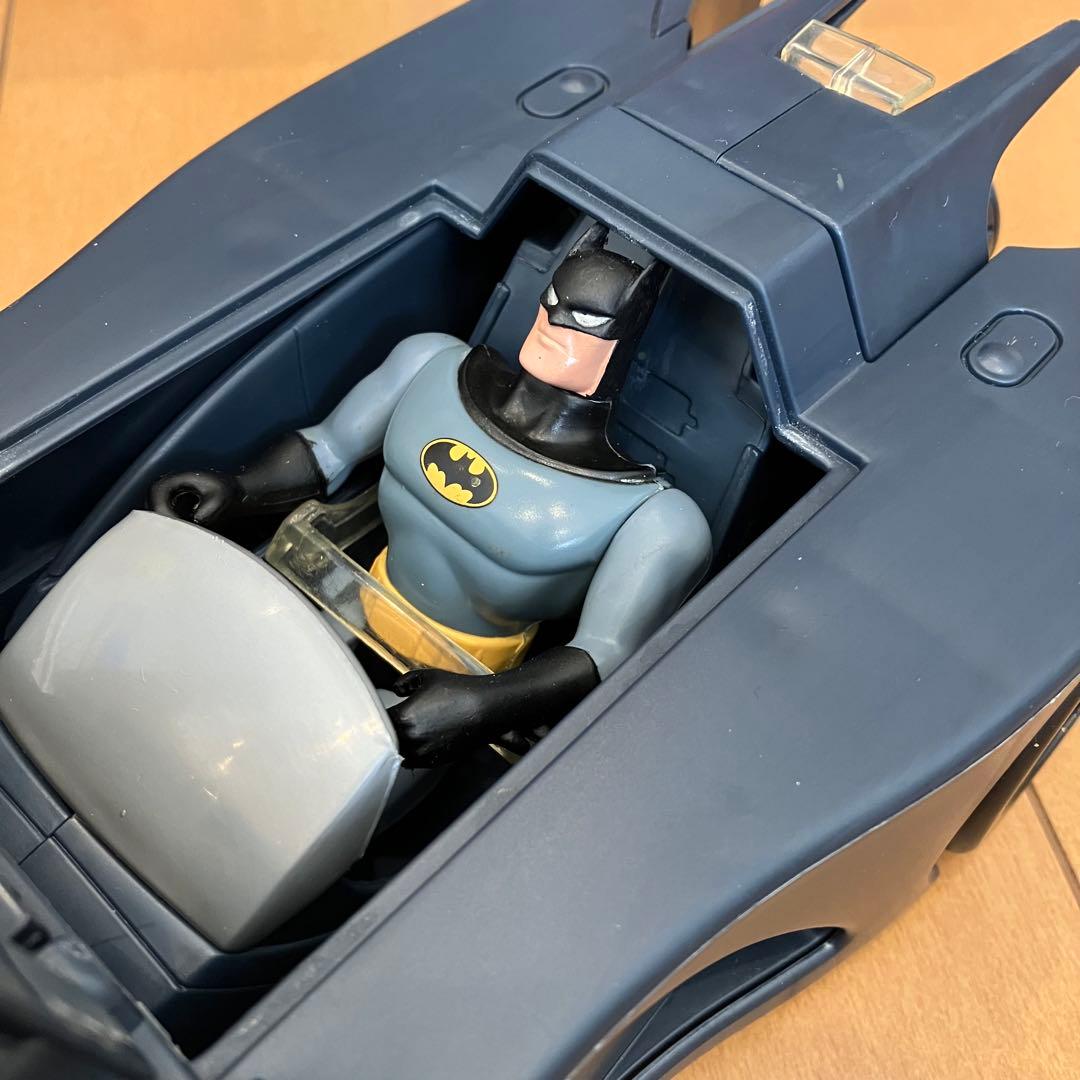 ケナー　フィギュア　バットモービル　コンバットベルトバットマン付き！