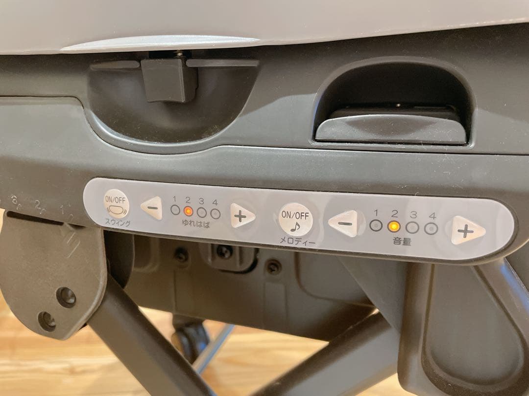 【美品＊ハイグレードモデル】コンビ ネムリラ オートスウィング　電動