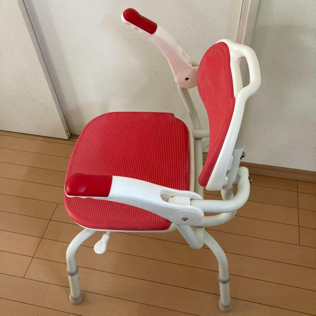 【アロン化成　安寿】　介護用風呂椅子　シャワーベンチ　まわるくん