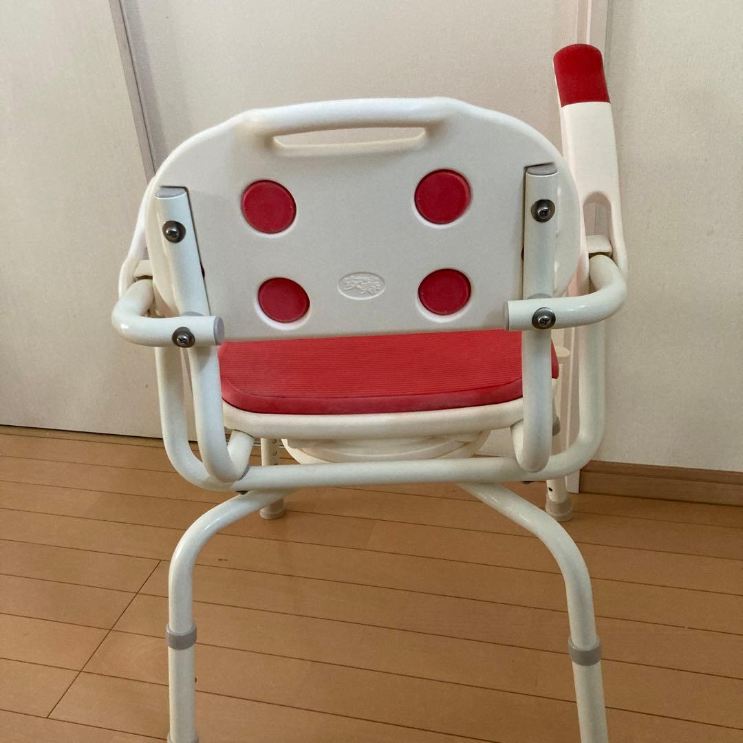 【アロン化成　安寿】　介護用風呂椅子　シャワーベンチ　まわるくん