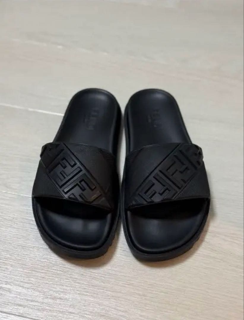 最安値　FENDI サンダル スライド フェンディ