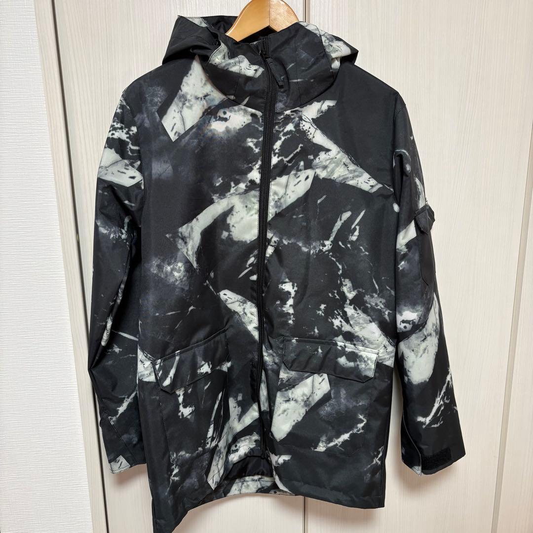 スノーボードウェア ジャケットとパンツセット　ユニセックスXS 上下セット