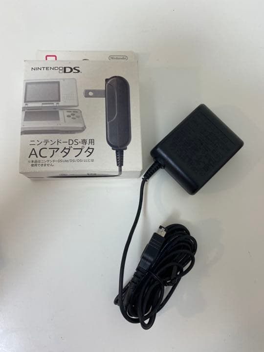 激レア！ニンテンドーDS  純正充電器付き