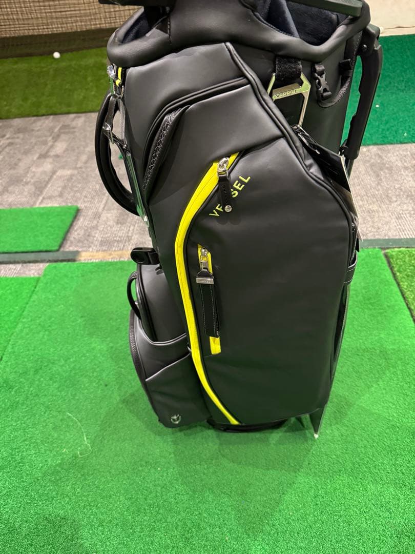 ベゼル　プレイヤー5.0プロ　スタンドキャディバッグ