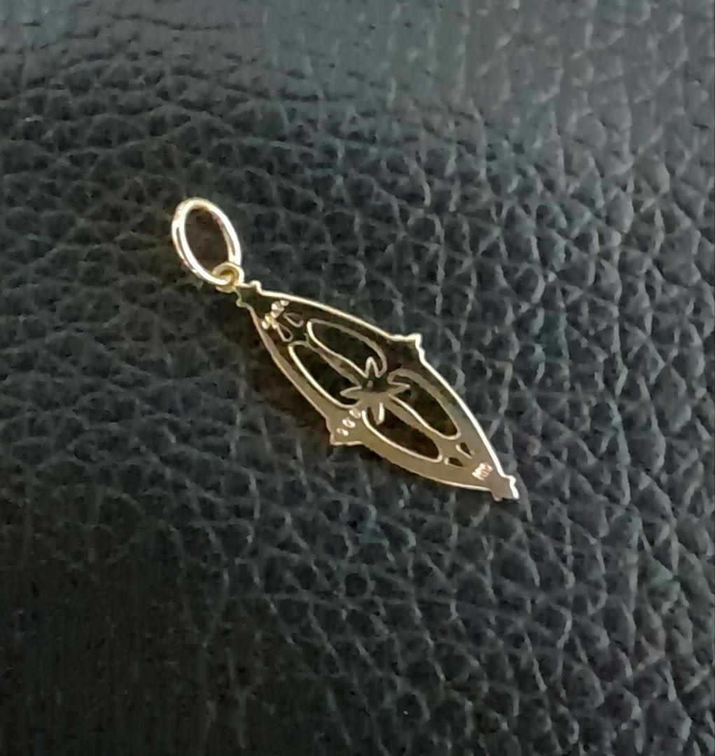 アガット　チャーム　K10