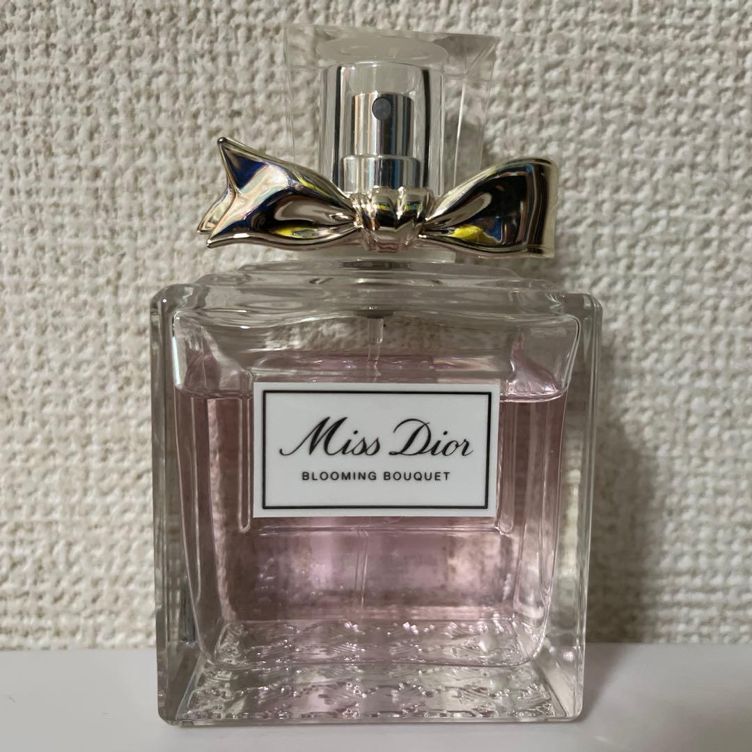 DIOR ブルーミングブーケ100ml