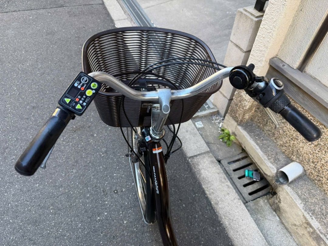大阪府　ヤマハ　電動アシスト自転車 ブラウン 前カゴ付き