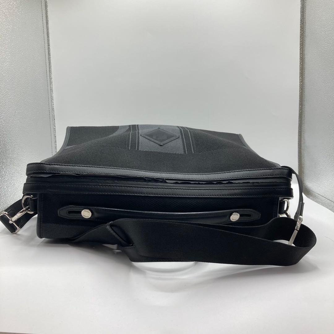 FENDI フェンディ 7VA400 ロゴ メッシュ ビジネスバッグ