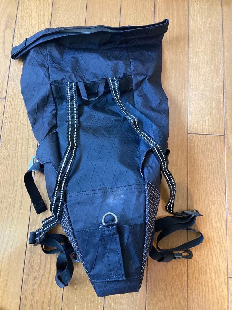 ロウロウマウンテンワークス サドルバッグ ブルーラグ サーリー アウターシェル