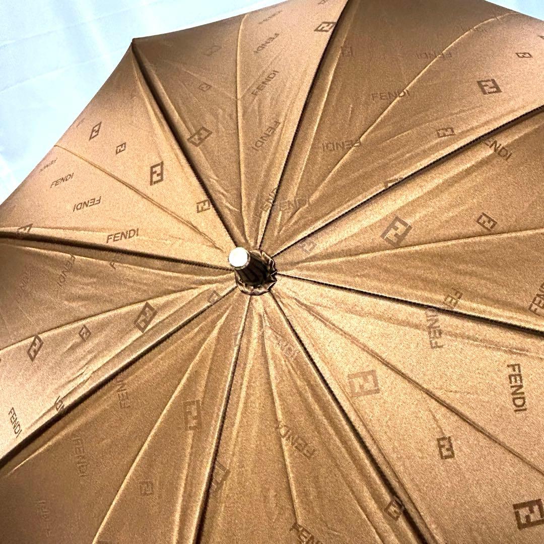 未使用品　FENDI フェンディ　折りたたみ傘　ズッカ柄