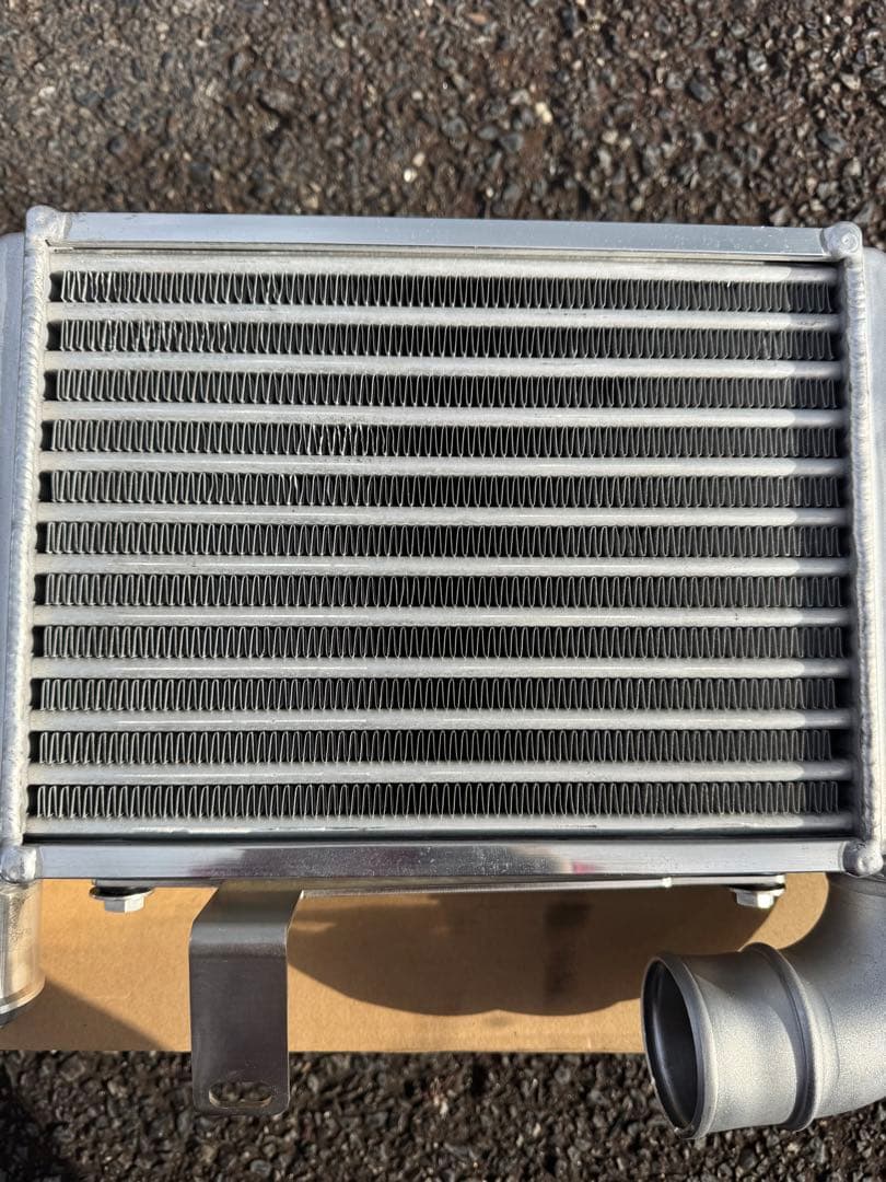 HDi インタークーラーキット　ハイエースディーゼル