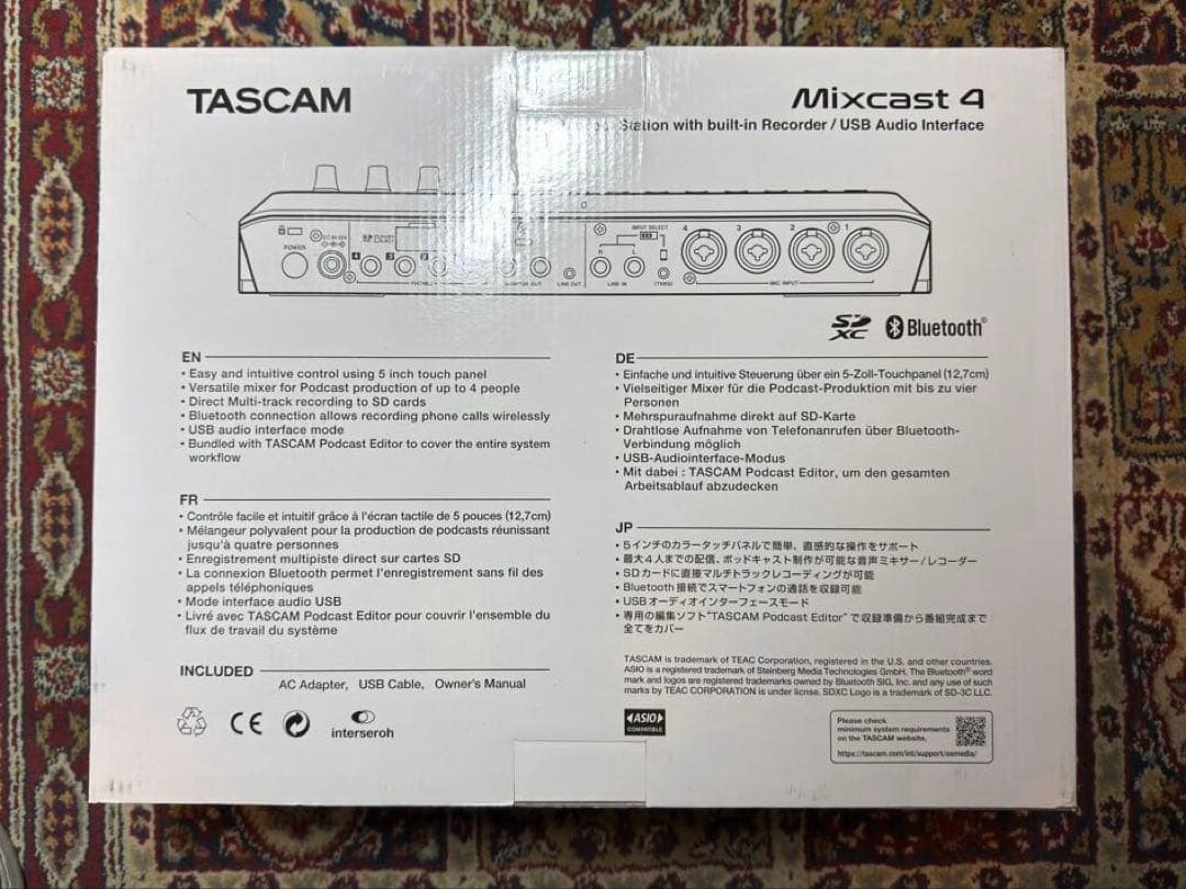 TASCAM Mixcast 4 ポッドキャスト/オーディオインターフェース