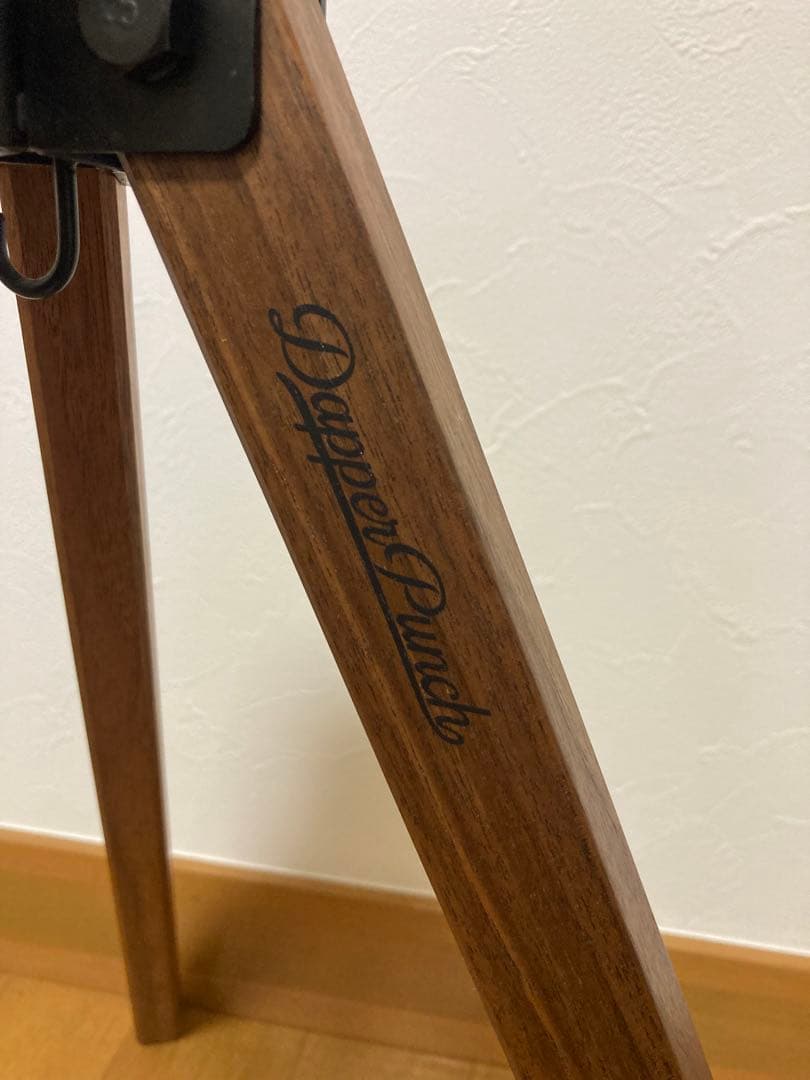 Dapper Puntos 木製三脚　385ミリ