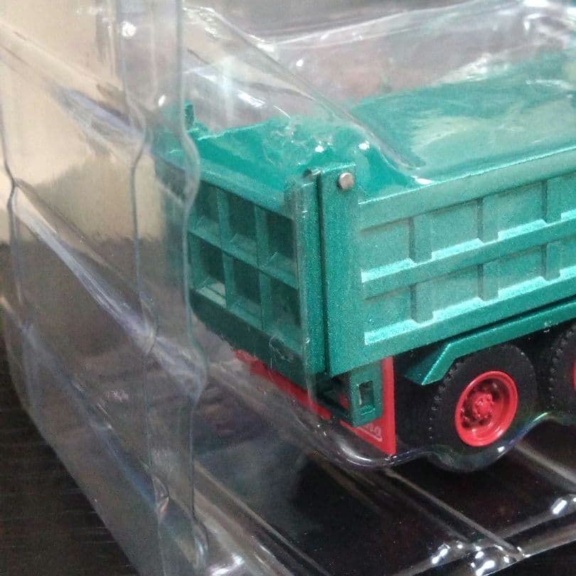 DBGT 1/64 日野 スーパードルフィン ダンプ トラック (グリーン)