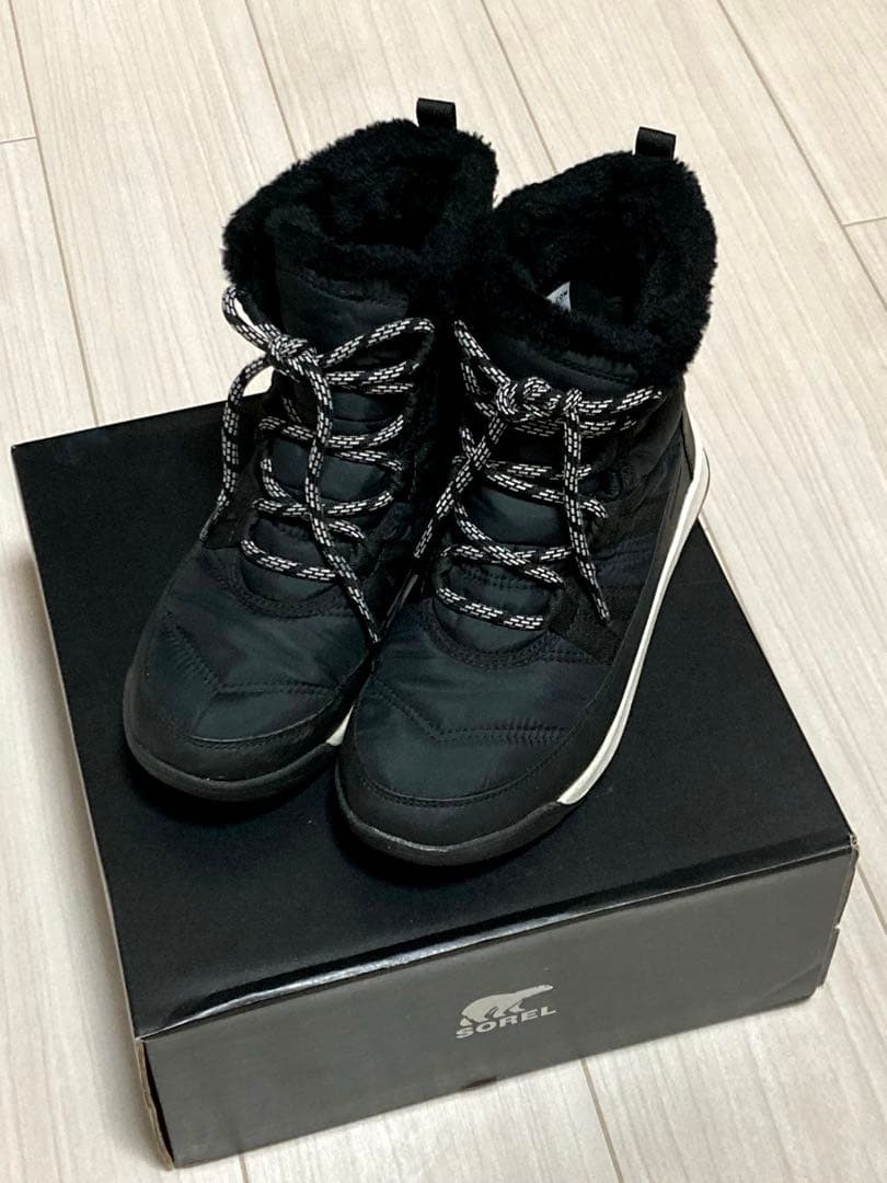 【SOREL】スノーブーツ ホワイト&ブラック　レディース　24cm サイズ7