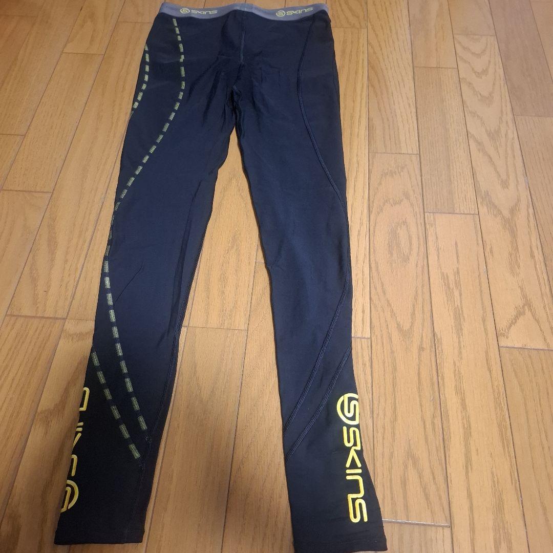 SKINS タイツ