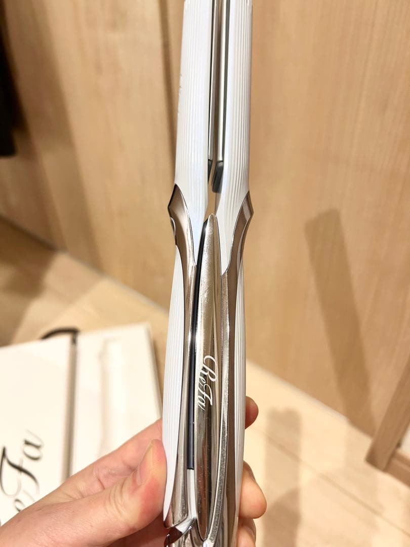 美品❣️リファストレートアイロンプロ