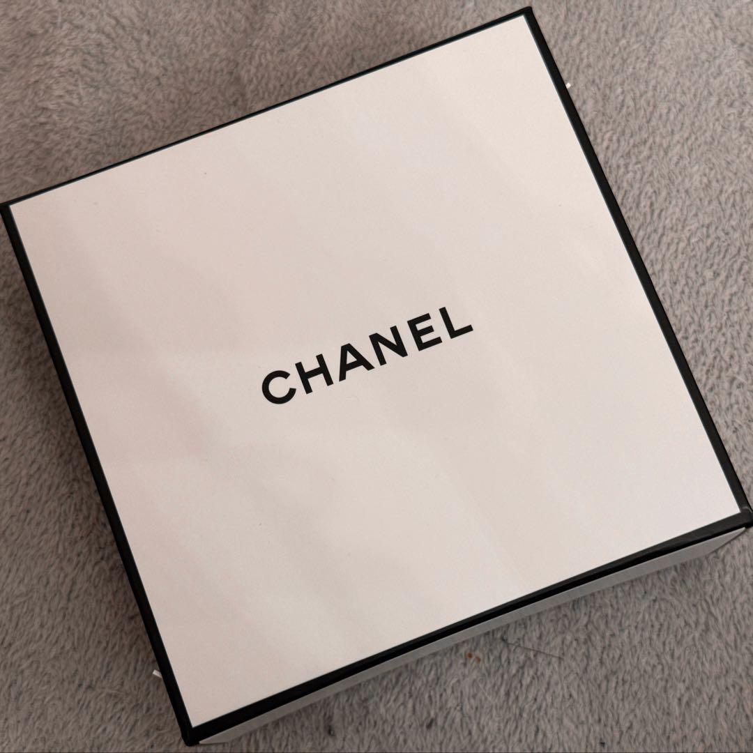 CHANEL チャンス クレーム マン 3本入り　ギフトボックス付き