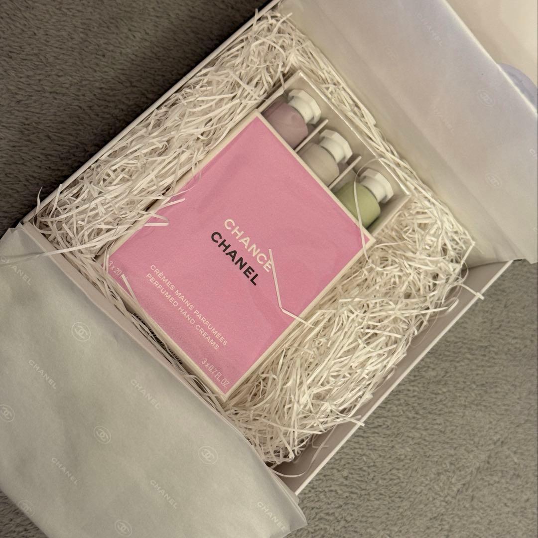 CHANEL チャンス クレーム マン 3本入り　ギフトボックス付き