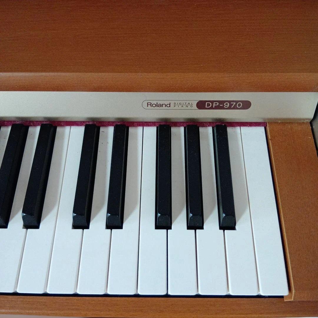 送料込み！Roland 電子ピアノ 木目調