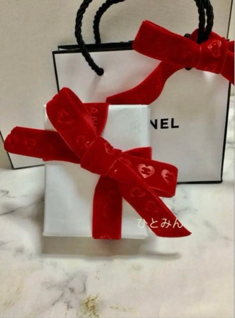 シャネル♡ ルージュ アリュール ヴェルヴェット レ ペルル セット オブ 2