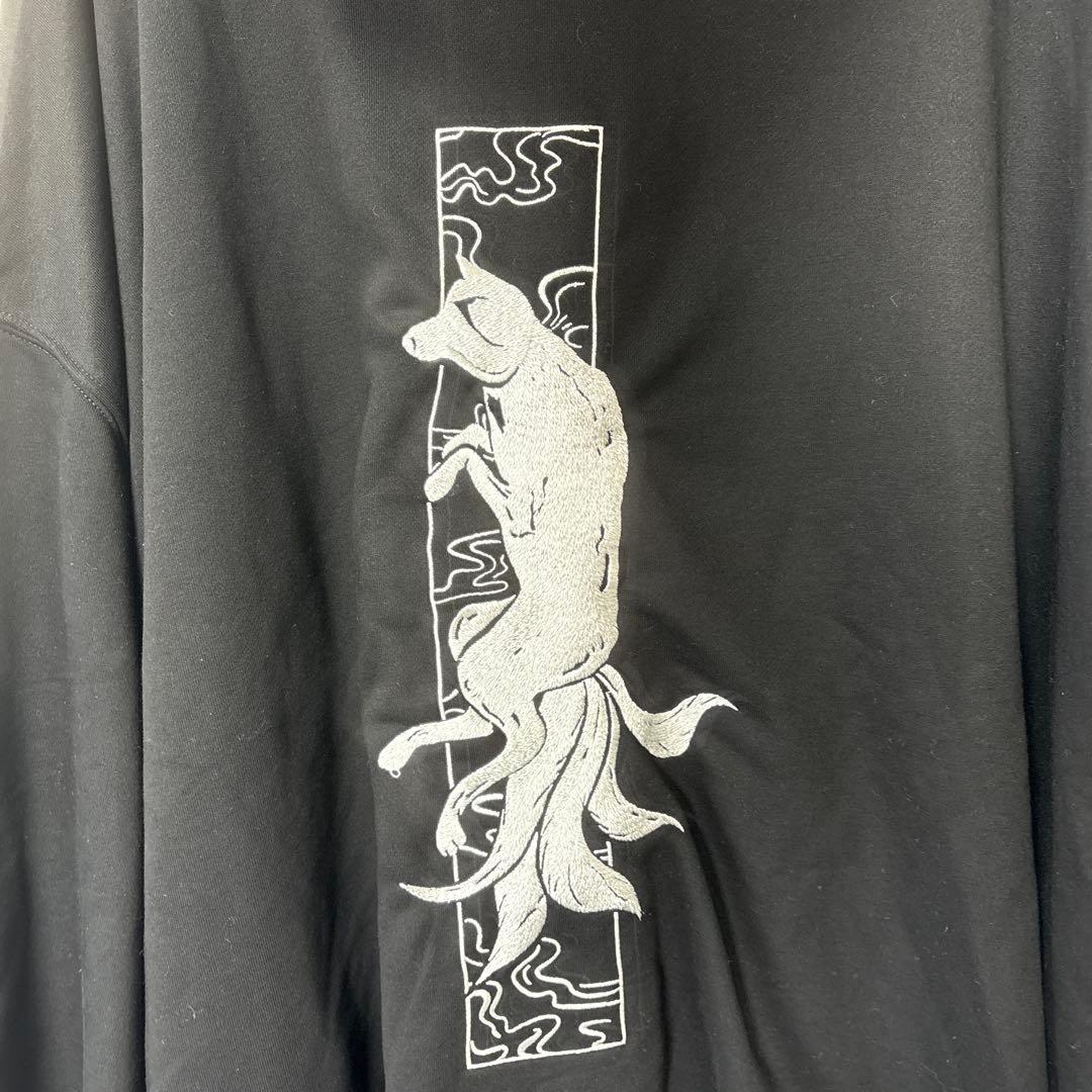 Ellno Loset 狐独 狐刺繍ビックジップフーディー