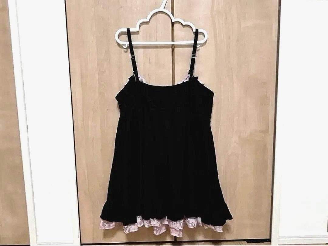 GOLDS♡肩紐ビジュー♡ふりふりラッフルフリル♡レースキャミトップスⅡ♡BK