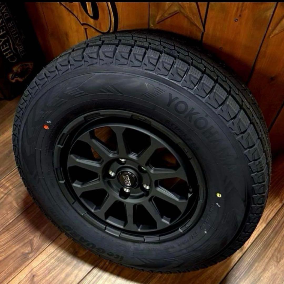 デリカ用❄️235/70R16❄️スタッドレス❄️マットブラック❄️新品セット