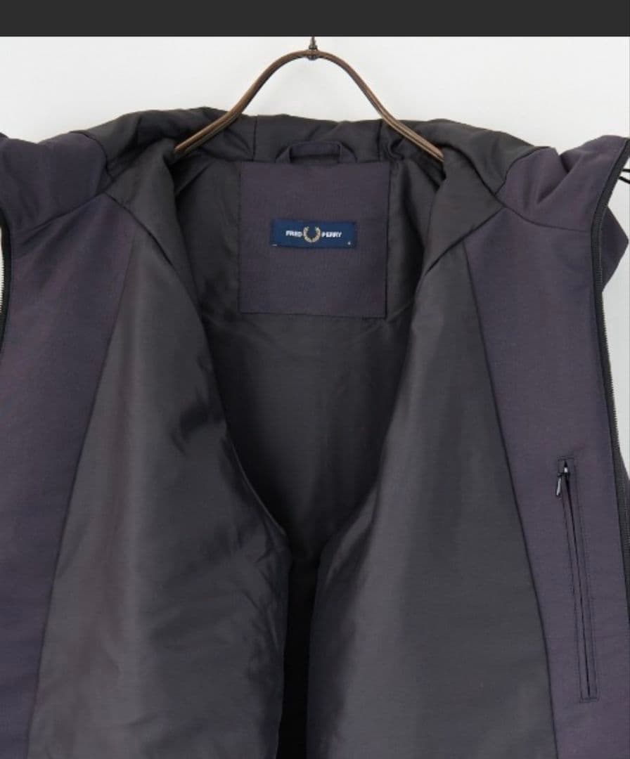 フレッドペリー別注パデットフード刺繍ジャケット