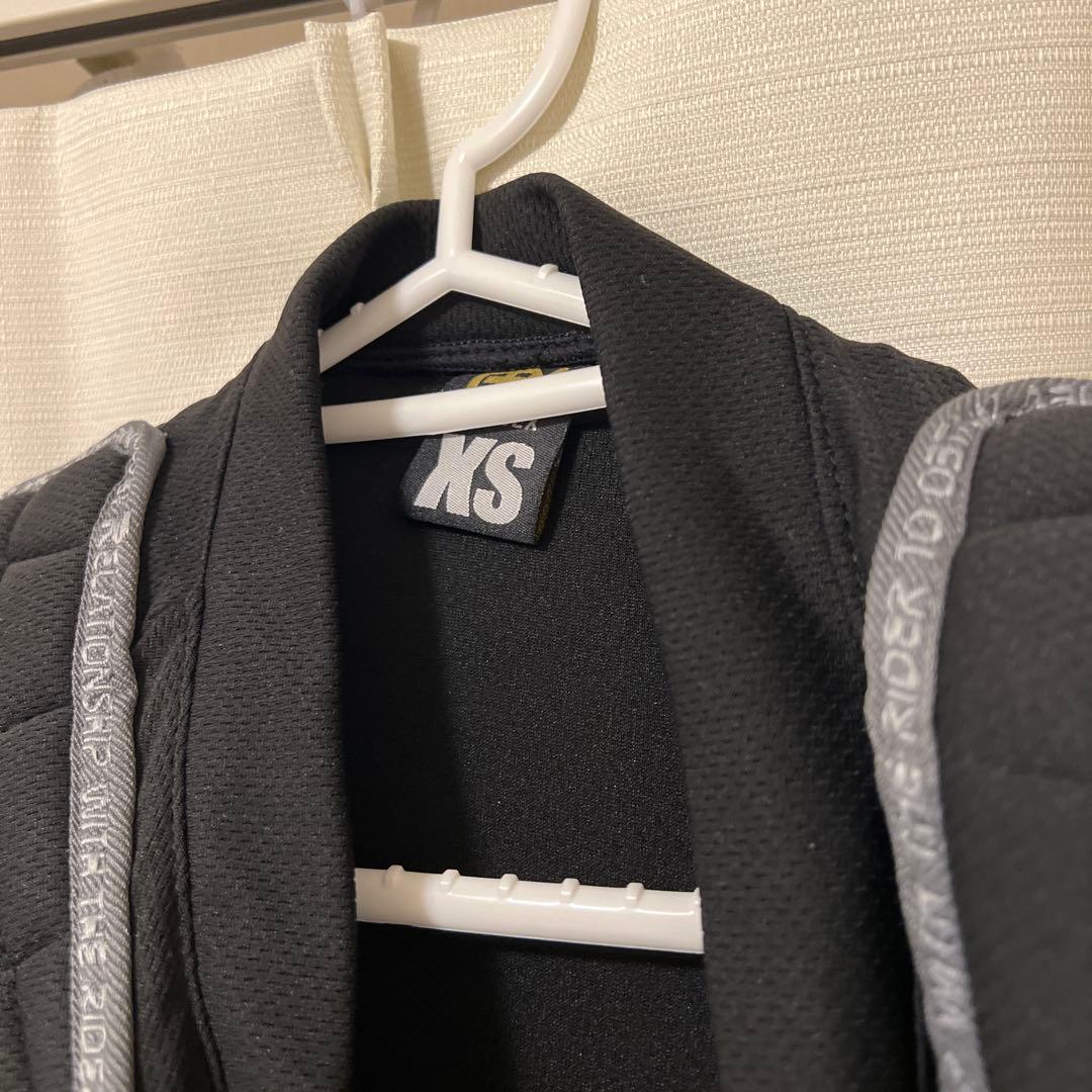 FRK AR1801 ボディプロテクター XS パンツS上下セット新品未使用