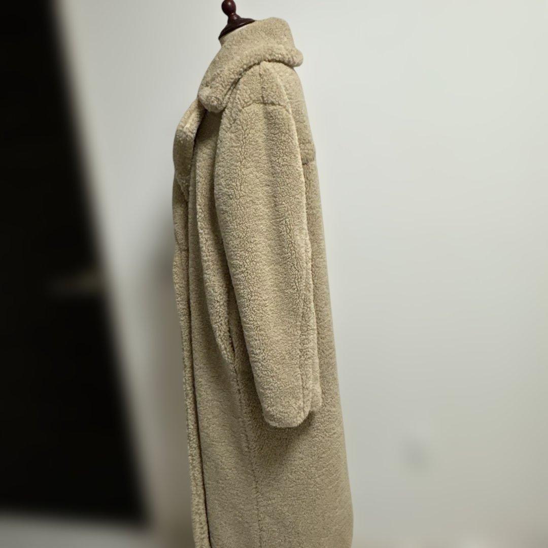 M*o様 ZARA エクストラロングフェイクボアコート　テディベアコート