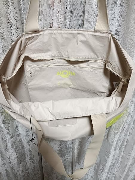 アロハコレクション.トートバック新品タグ付き